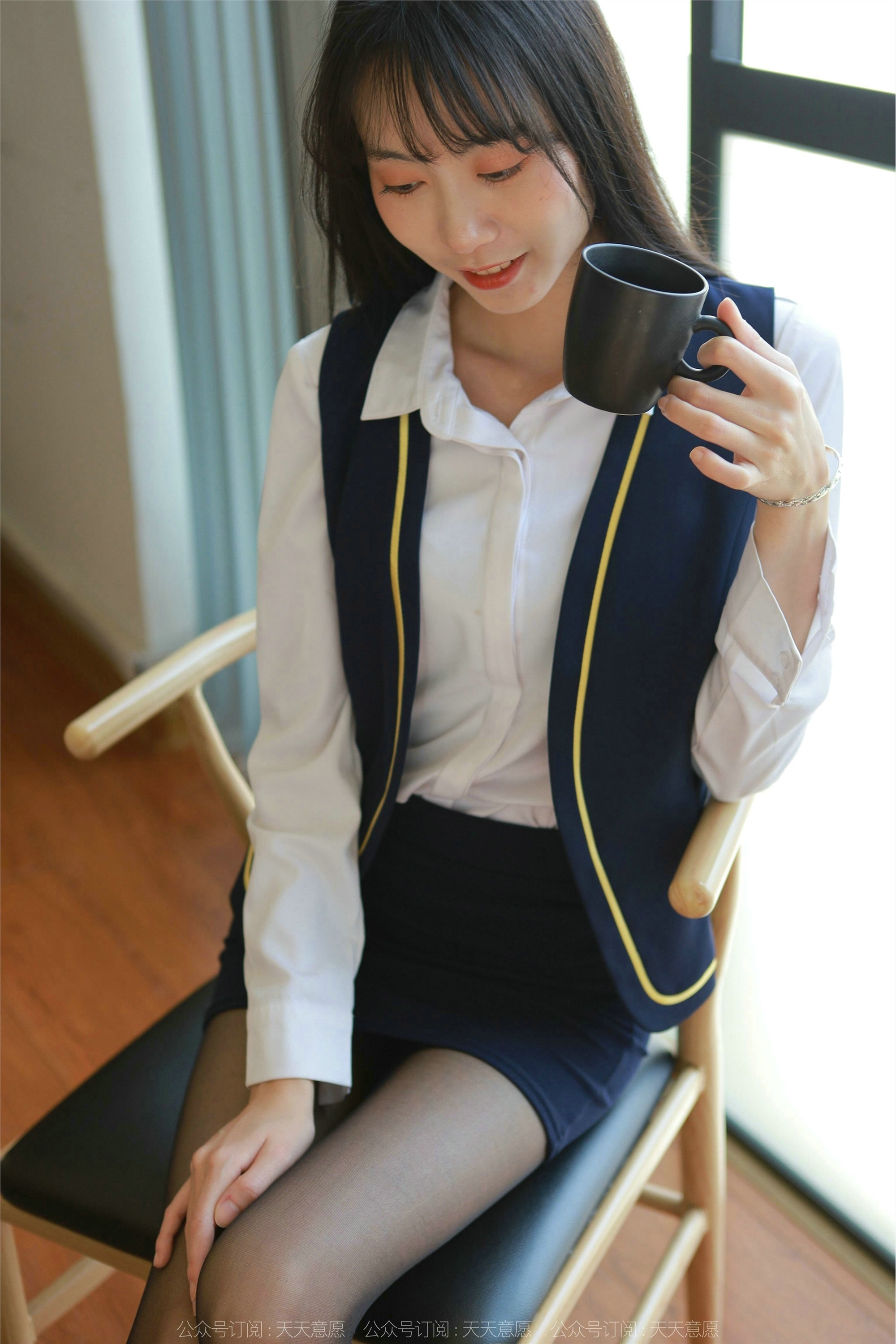 IESS异思趣向  2022.05.16 丝享家 1090：团团《后竖线嘿丝》